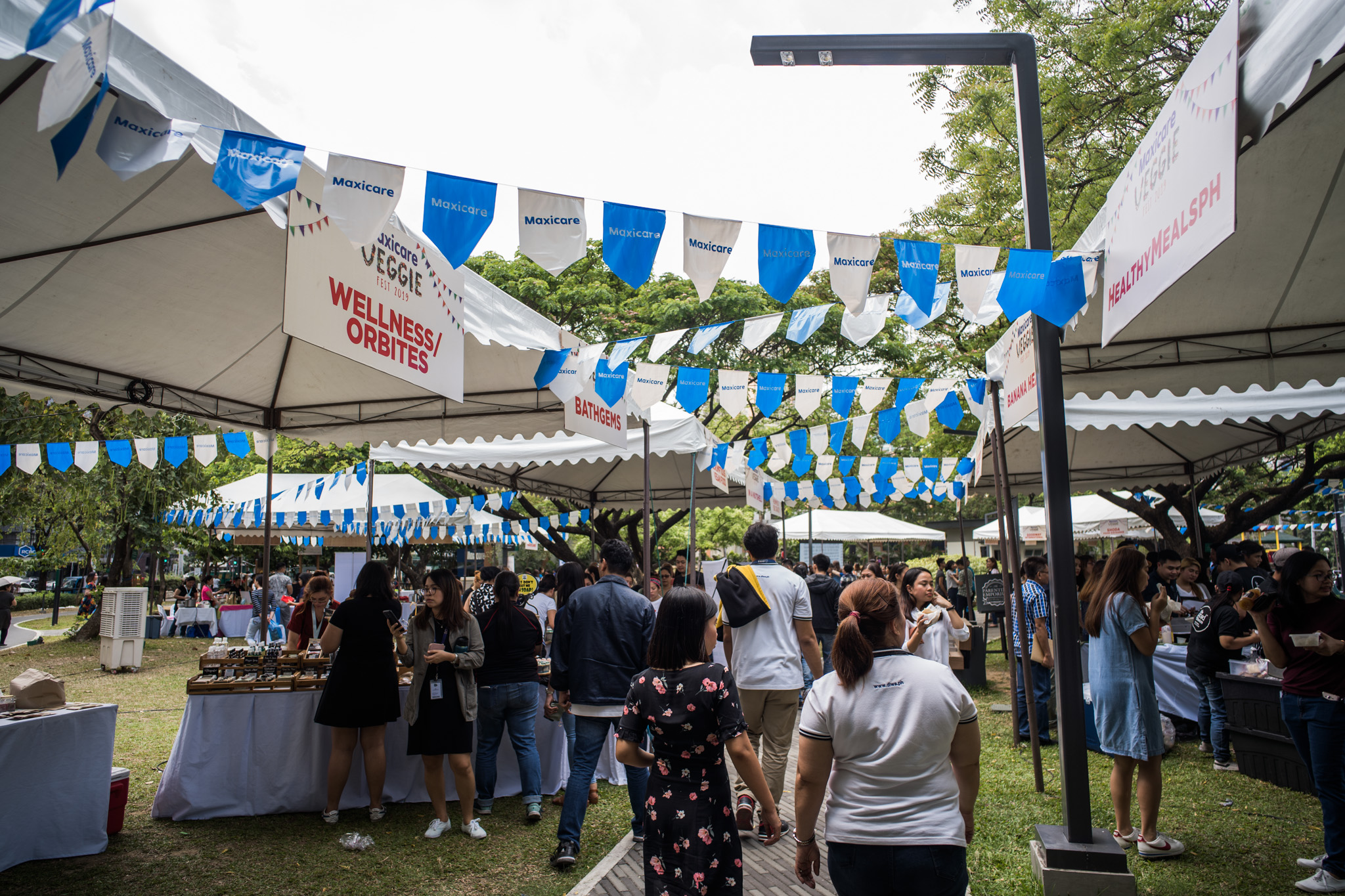 MAXICARE VEGGIE FEST. This vegan food festival in Legazpi Park was crowded with vegans and non-vegans alike.